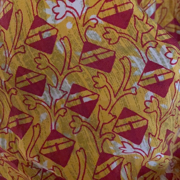 Handmade Silk Top - Picture 3 of 3